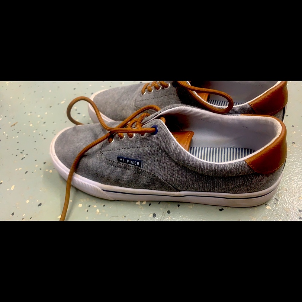 Tommy Hilfiger sneakers Men size 8